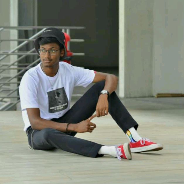 Profile Picture of DerekSimon (@@derek_simon) on Tiktok