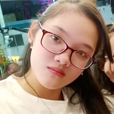 Profile Picture of Jade Trinh (@jadetrinh2) on Twitter