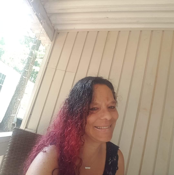 Profile Picture of Lisa m Schmidbauer (@ilovemydogs099) on Poshmark