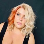 Profile Picture of Desirae Moza (@desiraemoza) on Instagram