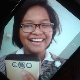 Profile Picture of Lea Robles Lizarondo (@llzrnd) on Twitter