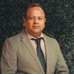 Profile Picture of Fakhr Ahmad (David) (@livdubaihomes) on Instagram