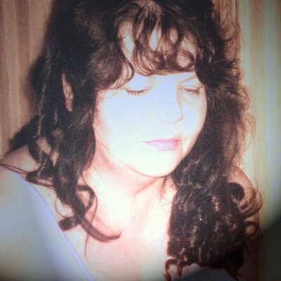 Profile Photo of Angela Binder (@angelabinder2) on Twitter