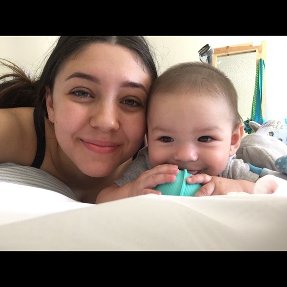 Profile Picture of Sol Morales (@solmorales5983) on Poshmark