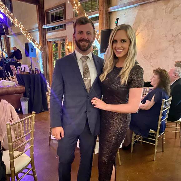 Bobbi Desplinter - Poshmark Profile Picture of Bobbi Desplinter (@bobbide02) on Poshmark