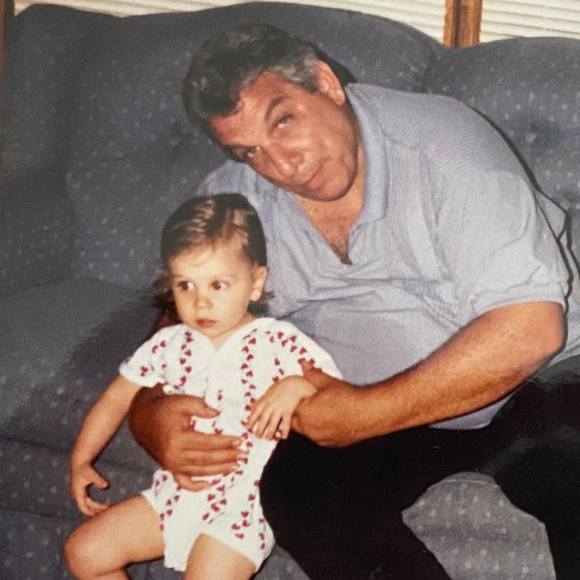 Profile Picture of Amanda Harrison (@jeffersona24) on Poshmark