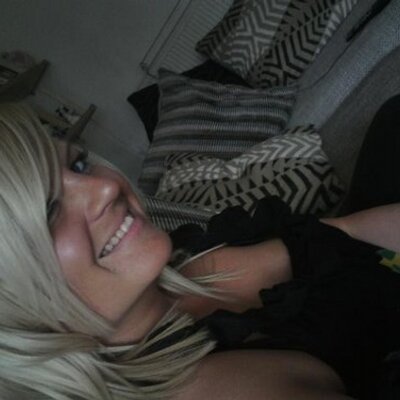 Profile Picture of Jo Laird (@jolaird80) on Twitter