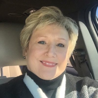 Profile Picture of Bonnie Moore (@moorebls) on Twitter