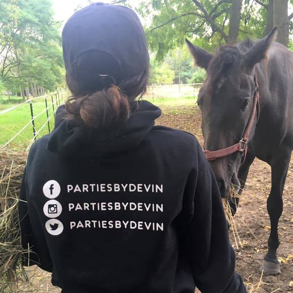 Profile Picture of Devin Rivera (@msdevinrivera) on Poshmark