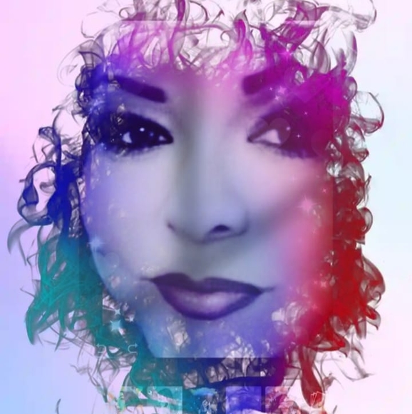 Profile Picture of Michelle Cavazos (@waxxgal9) on Poshmark