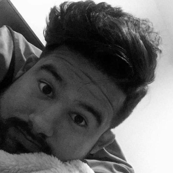 Profile Picture of Kevin Roque (@kroque02) on Poshmark