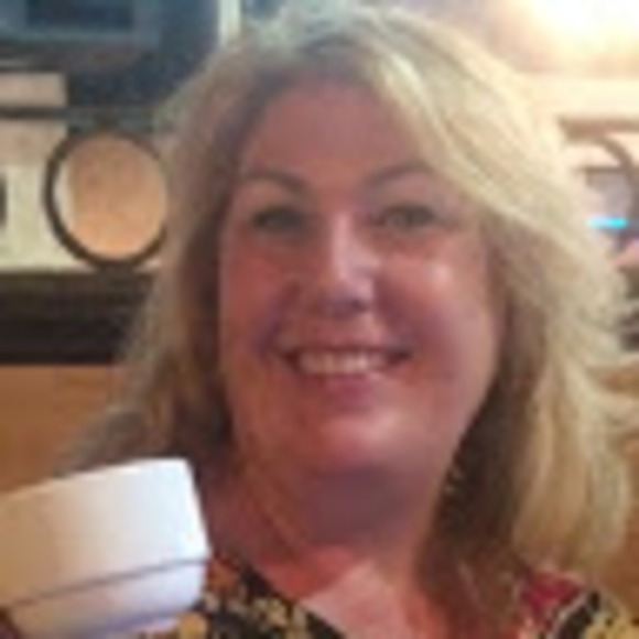 Profile Picture of Irma Mcgroarty (@balloons1962) on Poshmark