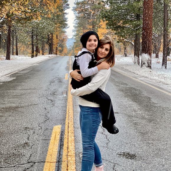 Profile Picture of Victoria Keough (@victoriakeou556) on Poshmark