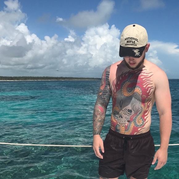 William Rohe - Poshmark Profile Picture of William Rohe (@wrohe) on Poshmark