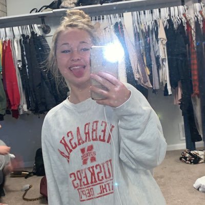 Bre - Twitter Profile Picture of Bre (@HlavacBre) on Twitter