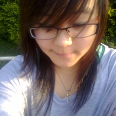 Profile Picture of PhoebeChen (@Phoebe_Chen_72) on Twitter