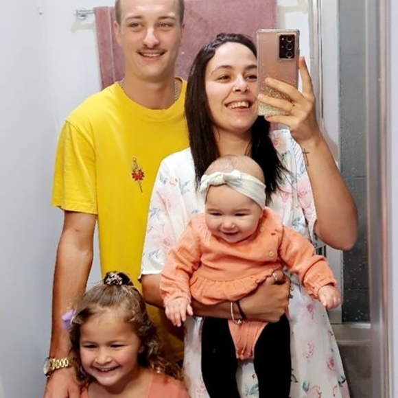 Profile Picture of Amy lee Mcgeough (@a_mcgeough) on Poshmark