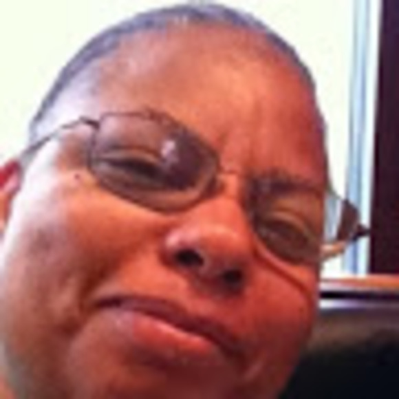 Profile Picture of Tracy Ayers (@spiritled20) on Poshmark
