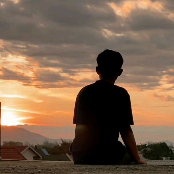 Profile Picture of Jerry 💫 (@jerry.den) on Tiktok