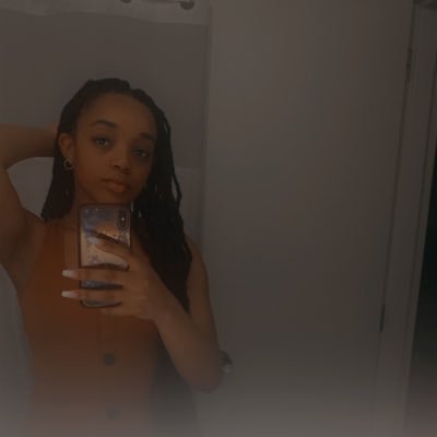 Profile Picture of Michaela James (@MichaelaJamesss) on Twitter