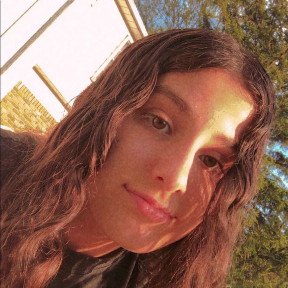 Profile Picture of Jenny Najor (@jnajor77) on Poshmark