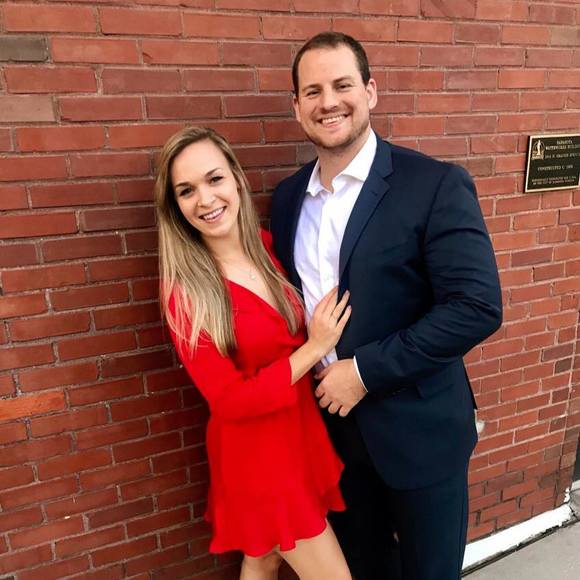 Profile Picture of Nicki Bradshaw (@nickibshaw) on Poshmark