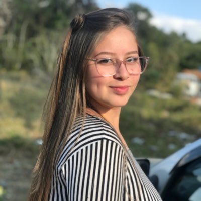 Profile Picture of Hillary Souza (@Hillary31131576) on Twitter
