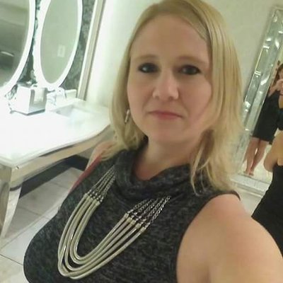 Profile Picture of Melissa Stclair (@stclairm740) on Twitter