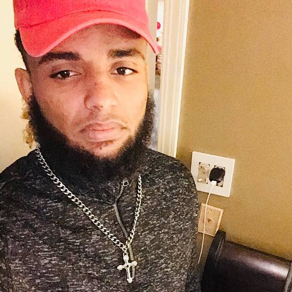 Profile Picture of Chris Pearson (@ghigh) on Poshmark
