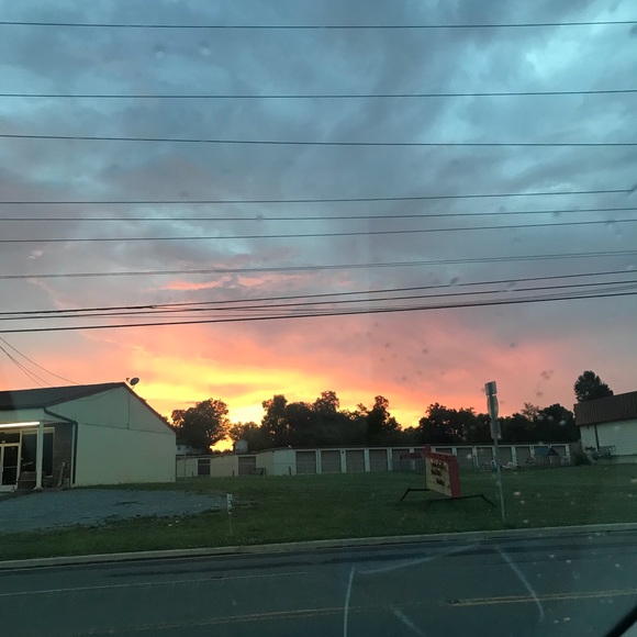 Profile Picture of Harlee Galyon (@hmakenzie14) on Poshmark