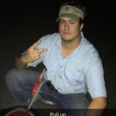 Profile Picture of Matthew Longoria (@mattlong8270) on Twitter