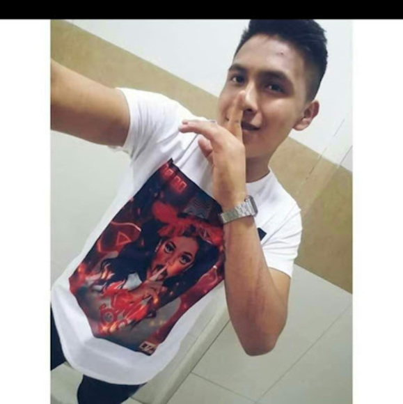 Profile Picture of Fortunato Ramos aviles (@fortunatoram518) on Poshmark