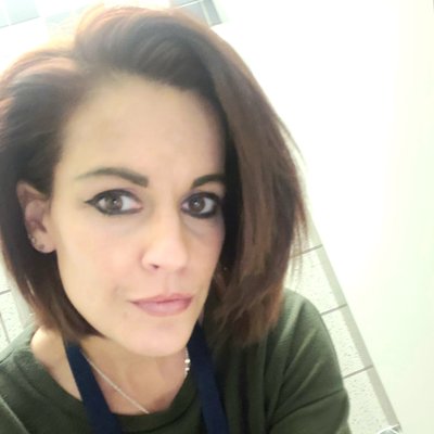 Profile Picture of Amanda Michalec (@almichalec) on Twitter