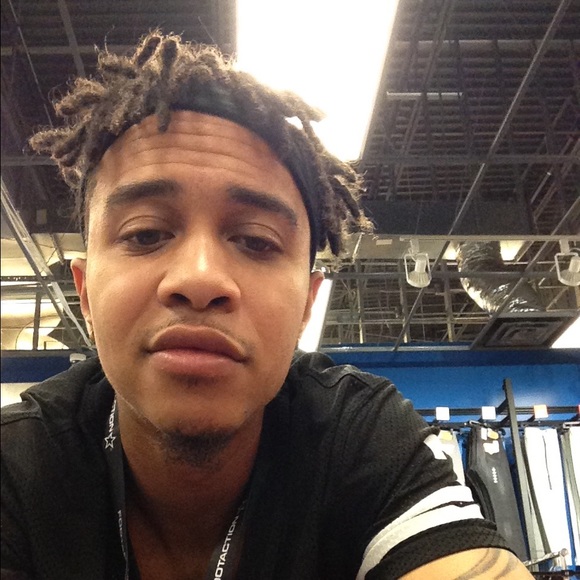 Profile Picture of Jason Rodriguez (@jasonrod) on Poshmark