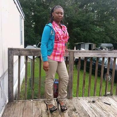 Profile Picture of Jasmine Giles (@jazzygiles23) on Twitter