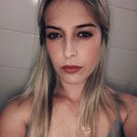 Profile Picture of carina lima 🌸 (@carina_lima90) on Instagram