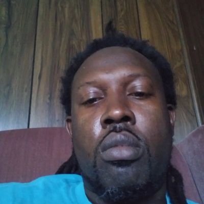 Profile Picture of Rozell Thomas (@RozellRoz) on Twitter