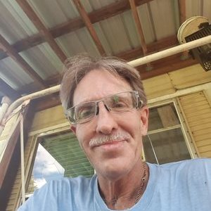 Profile Picture of Michael:   Fishnetgig@gmail.com (@MichaelLococo2) on Twitter
