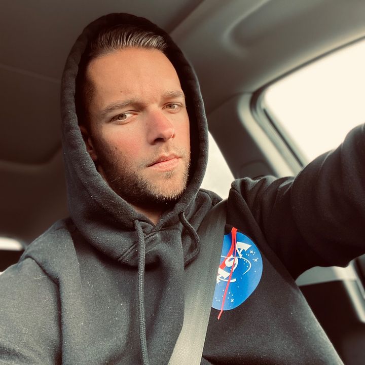 Robin - Tiktok Profile Picture of Robin (@robiniskane) on Tiktok