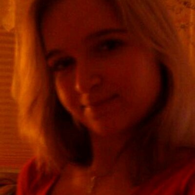 Profile Picture of Julia Richter (@juliarichter33) on Twitter