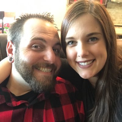 Profile Picture of Danielle Rehm (@LuLaRoeDaniRehm) on Twitter