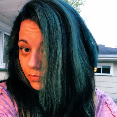 Profile Picture of Theresa Barraco-Cummings (@TheresaBarraco) on Twitter