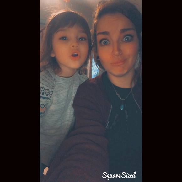 Profile Picture of Olivia Cady (@ocady) on Poshmark