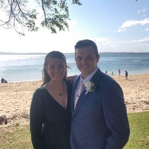 Profile Picture of Simone Hill (@simonehill100) on Poshmark