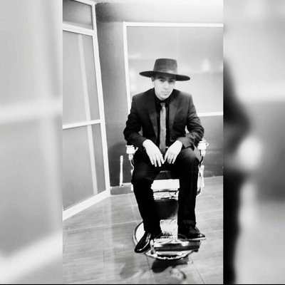 Profile Picture of Carlos_barber (@ClasicBarber) on Twitter