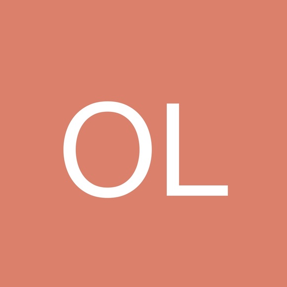 Profile Picture of Olivia Lalsingh (@l1vvysingh) on Poshmark