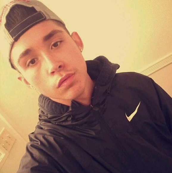 Dylan Moody - Poshmark Profile Picture of Dylan Moody (@dylanmoody66) on Poshmark