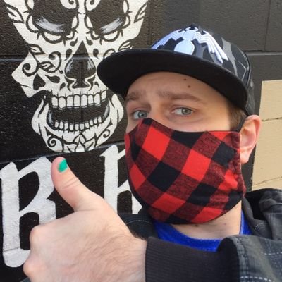 Profile Picture of Vuigi The Busgirl (@VinceSideJokes) on Twitter