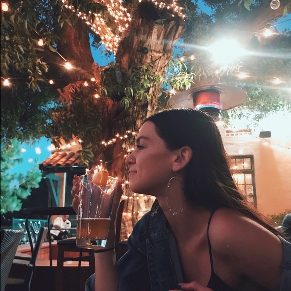 Mackenzie Collier - Poshmark Profile Picture of Mackenzie Collier (@kenzieecollier) on Poshmark