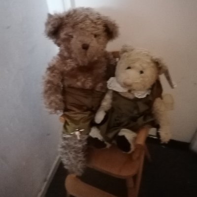 Profile Picture of Paul.leonard Robert.Taylor (@2Lamplugh) on Twitter